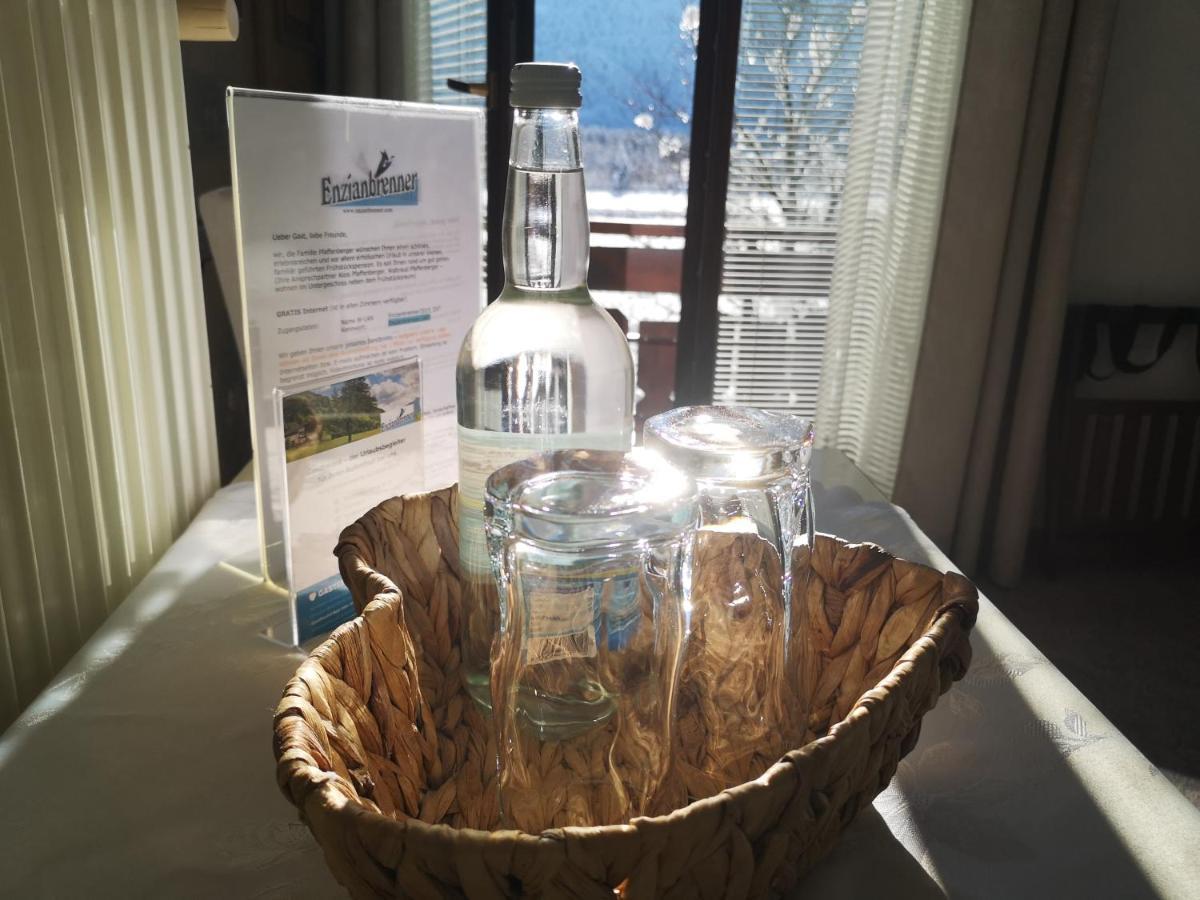 Enzianbrenner Hotell Jenig Exteriör bild