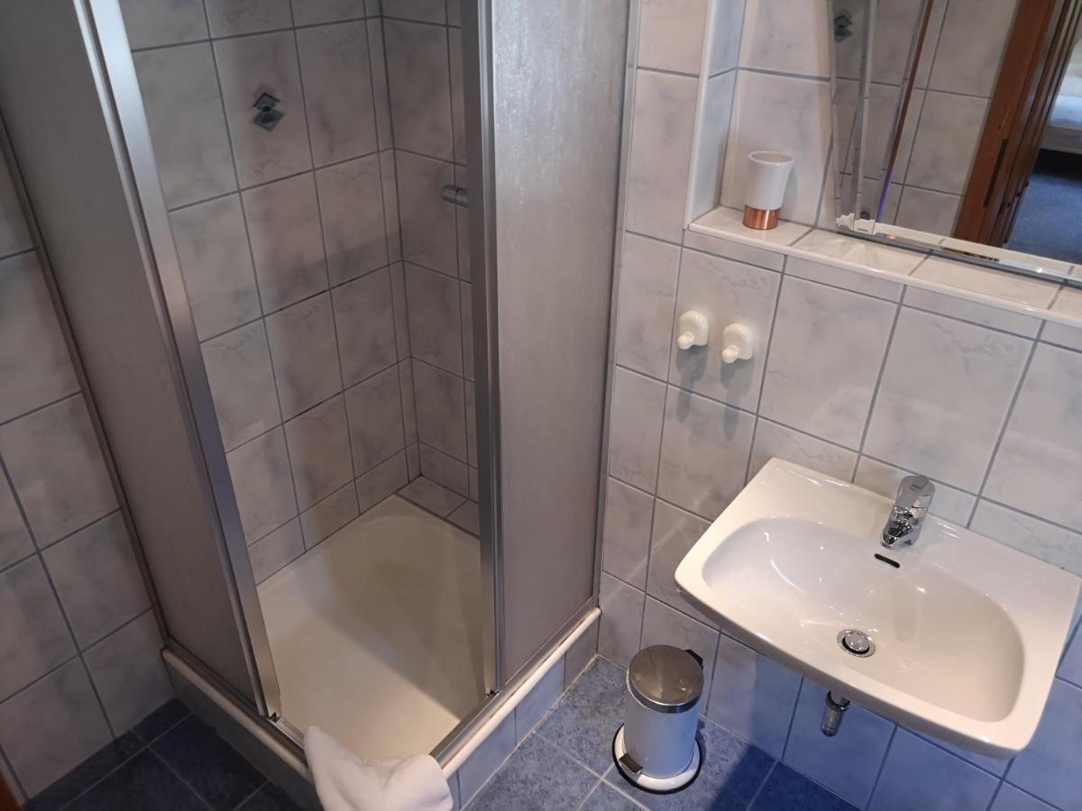 Enzianbrenner Hotell Jenig Exteriör bild