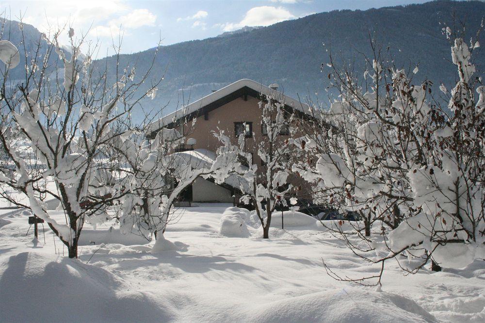 Enzianbrenner Hotell Jenig Exteriör bild