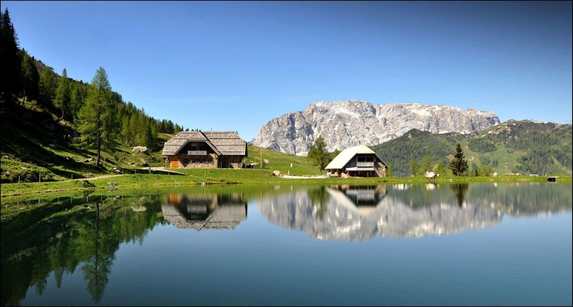 Enzianbrenner Hotell Jenig Exteriör bild